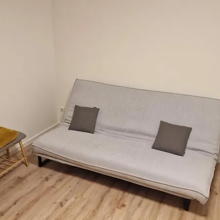 Ride & Chill With Summer Terrace And Private Parking In Rezidencia Paludzka Apartamento