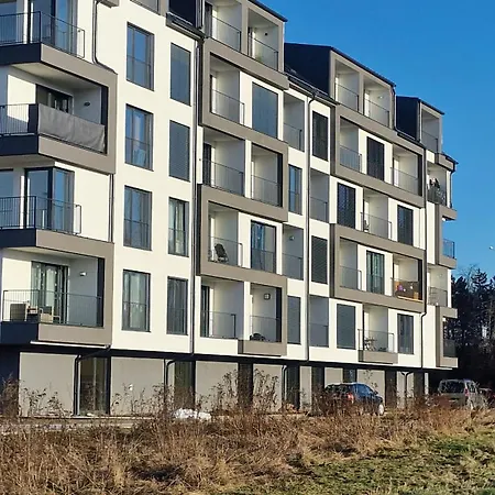 Ride & Chill With Summer Terrace And Private Parking In Rezidencia Paludzka Apartamento *