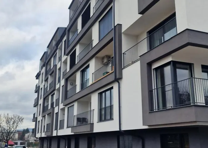 Daire Ride & Chill With Summer Terrace And Private Parking In Rezidencia Paludzka Liptovský Mikuláš