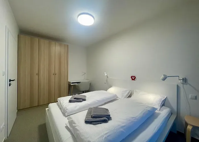 Ride & Chill With Summer Terrace And Private Parking In Rezidencia Paludzka Daire *