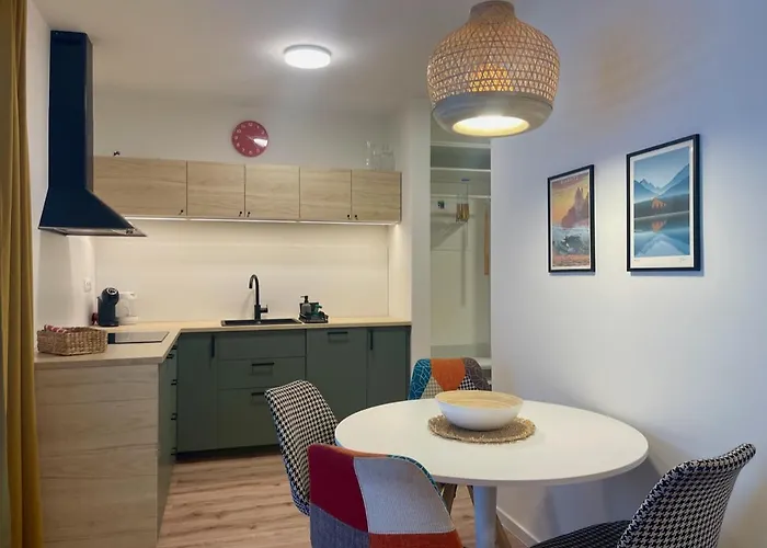 Ride & Chill With Summer Terrace And Private Parking In Rezidencia Paludzka Lejlighed *